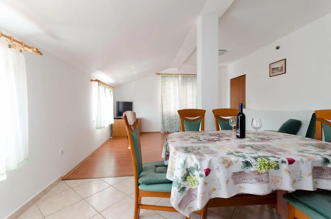 Apartments Slavica Lopar Croazia