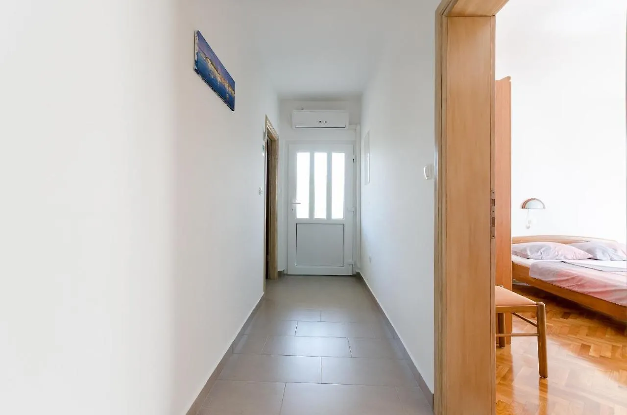Apartments Slavica Lopar Croatia